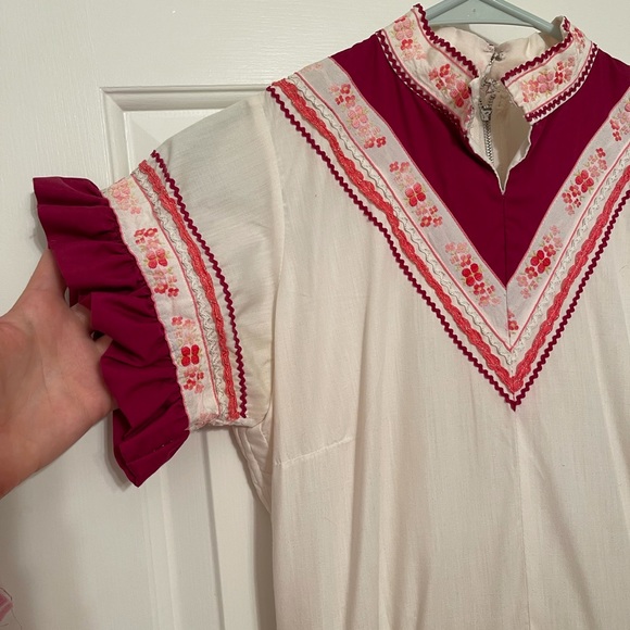 VINTAGE 1960’s Handmade Square-Dance Style Dress - Picture 4 of 12